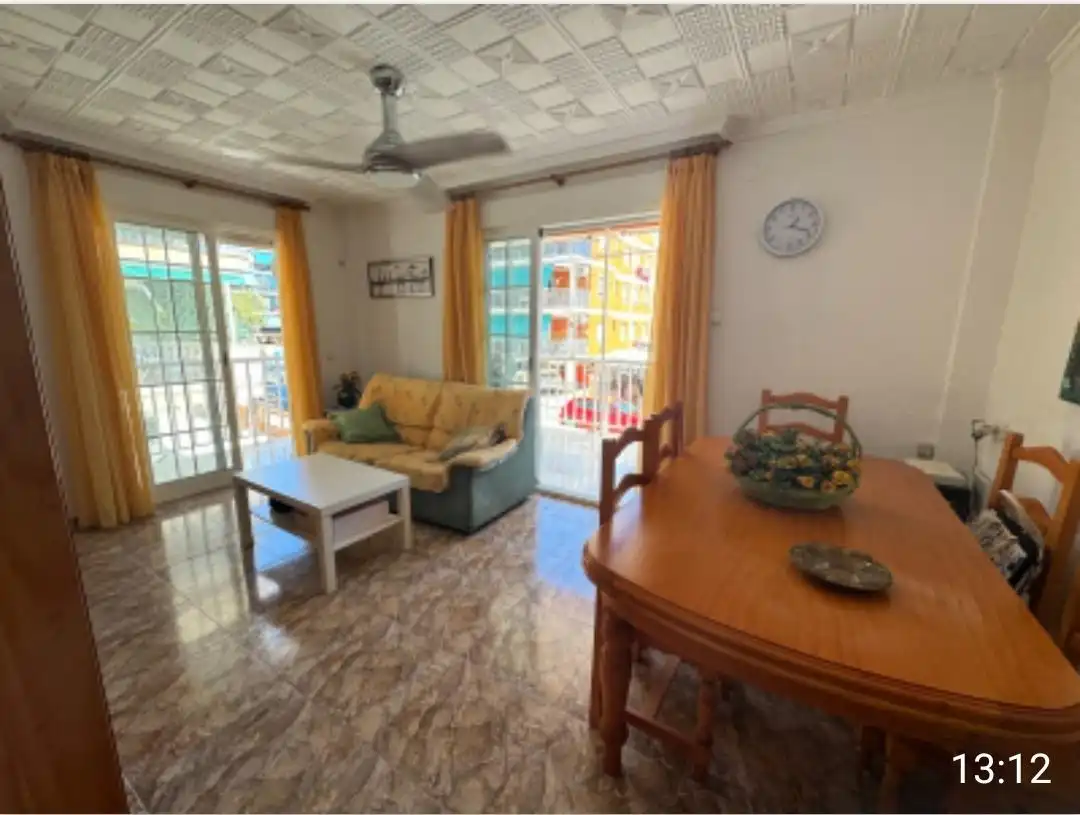Apartamento con terraza en venta en Calle de Huesca, imagen 2