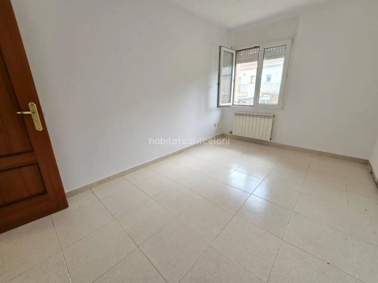 Habitación de Piso en venta en Sant Celoni con Aire acondicionado, Calefacción y Balcón