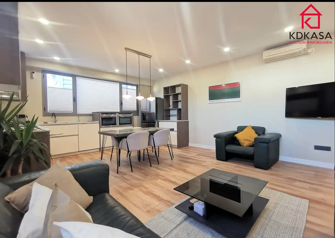 Living room of Flat for rent in Madrid  with Air Conditioner, Heating and Terrace