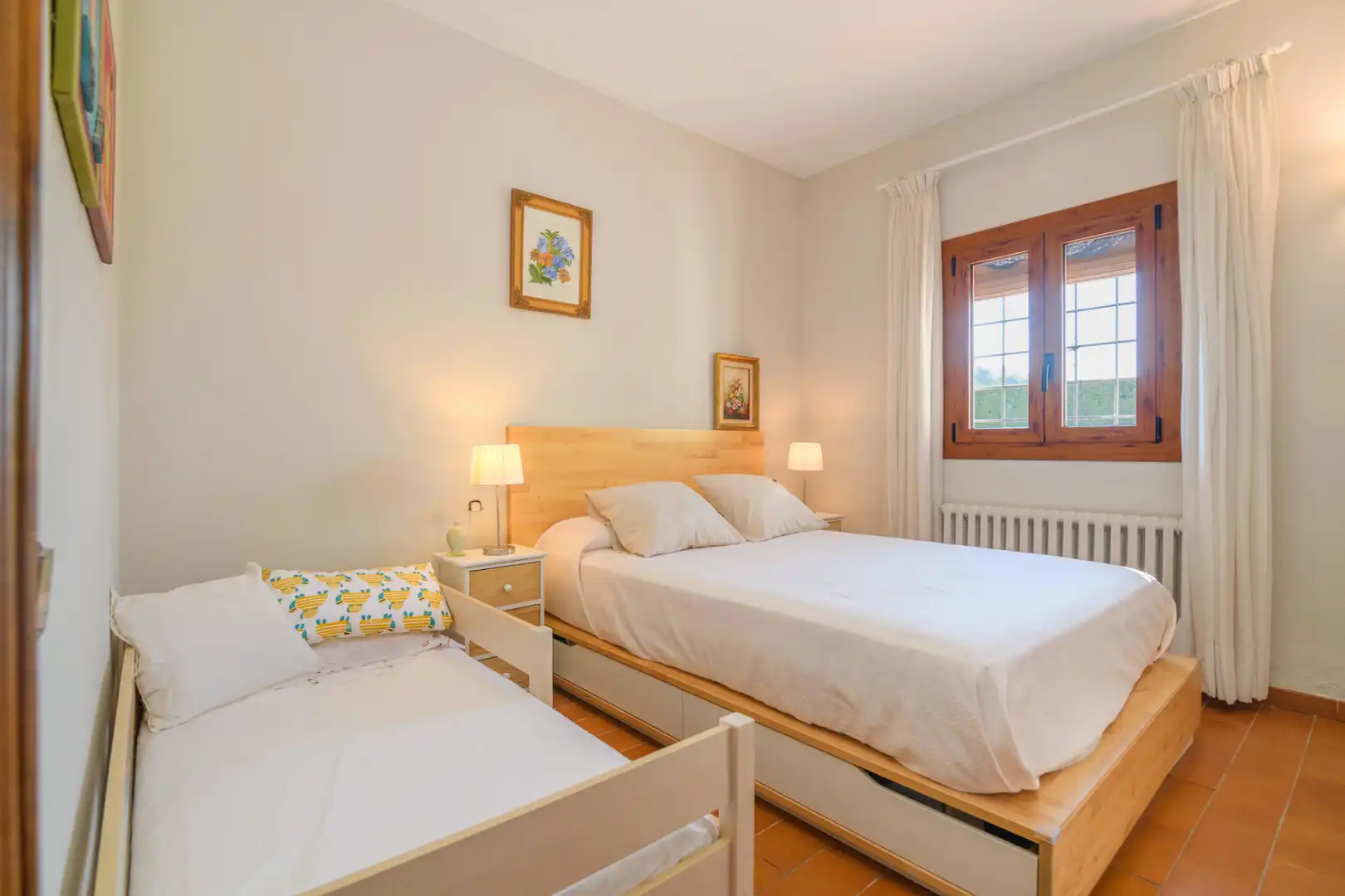 Bedroom of Houses for sale in Cabrils  with Air Conditioner, Heating and Private garden