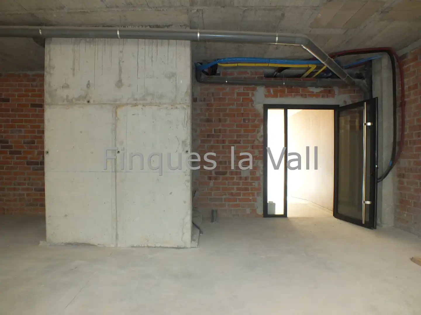Gewerbefläche zum Verkauf in Tona, imagen 9