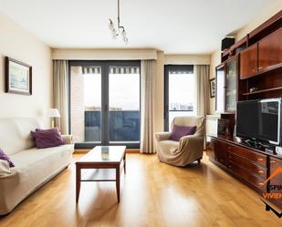 Living room of Flat for sale in  Zaragoza Capital  with Air Conditioner, Heating and Terrace