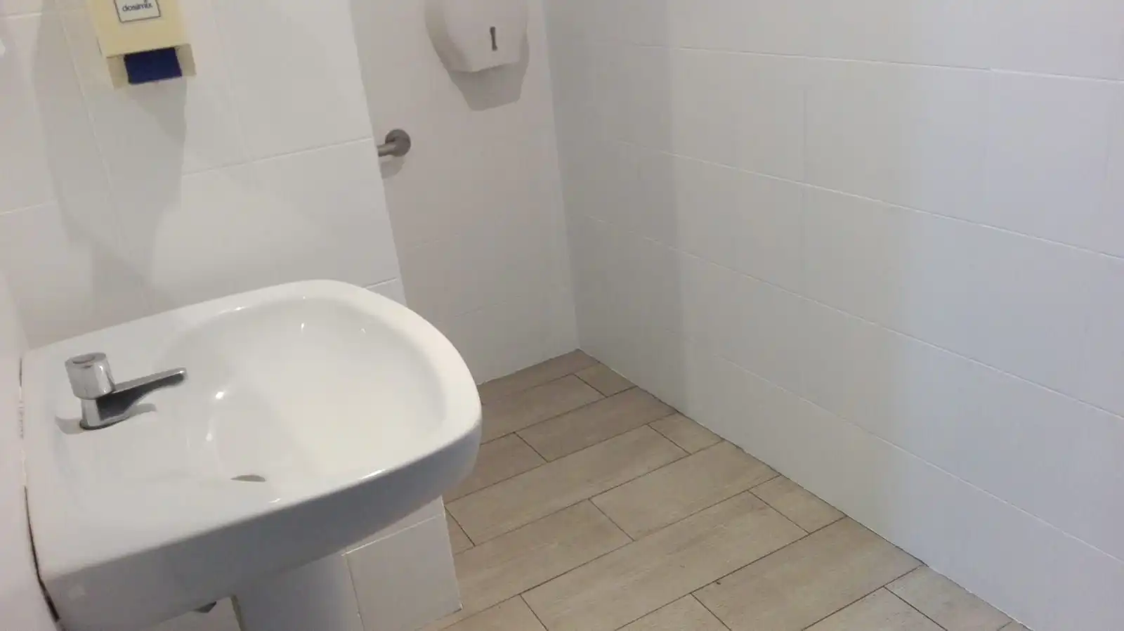 Baño de Local en venta en Bellreguard con Aire acondicionado y Calefacción