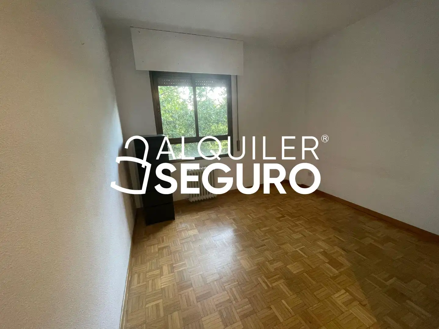 Bedroom of Flat for rent in Madrid  with Heating, Terrace and Swimming Pool