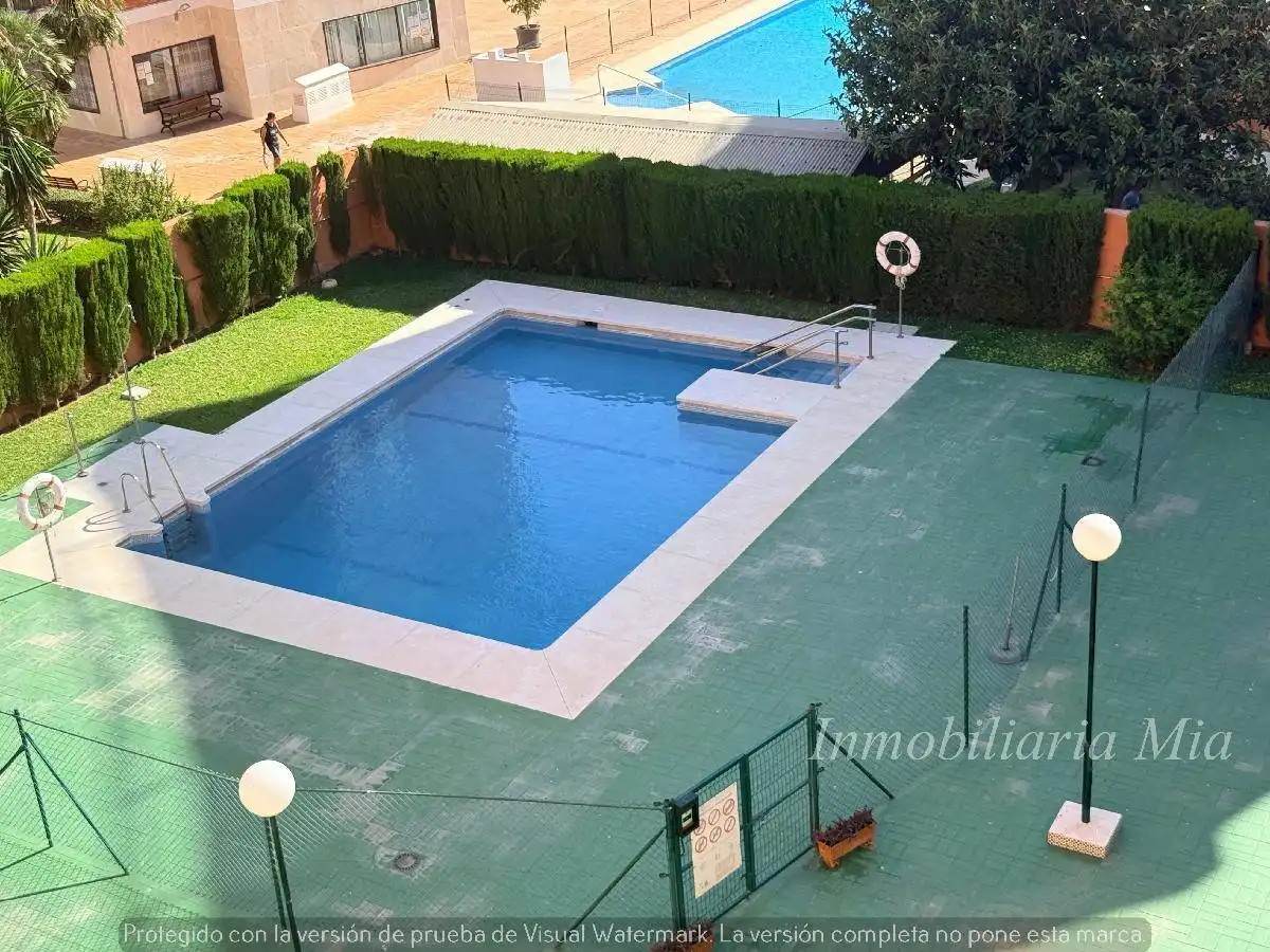 Schwimmbecken von Wohnungen zur Miete in Torremolinos mit Schwimmbad, Möbliert und Gemeinschaftspool
