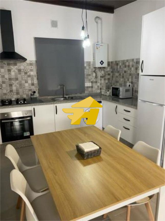 Cuina de Pis de lloguer en  Córdoba Capital amb Aire condicionat, Jardí privat i Piscina