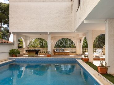 Casa amb piscina en venda a Los Pinares - La Masia