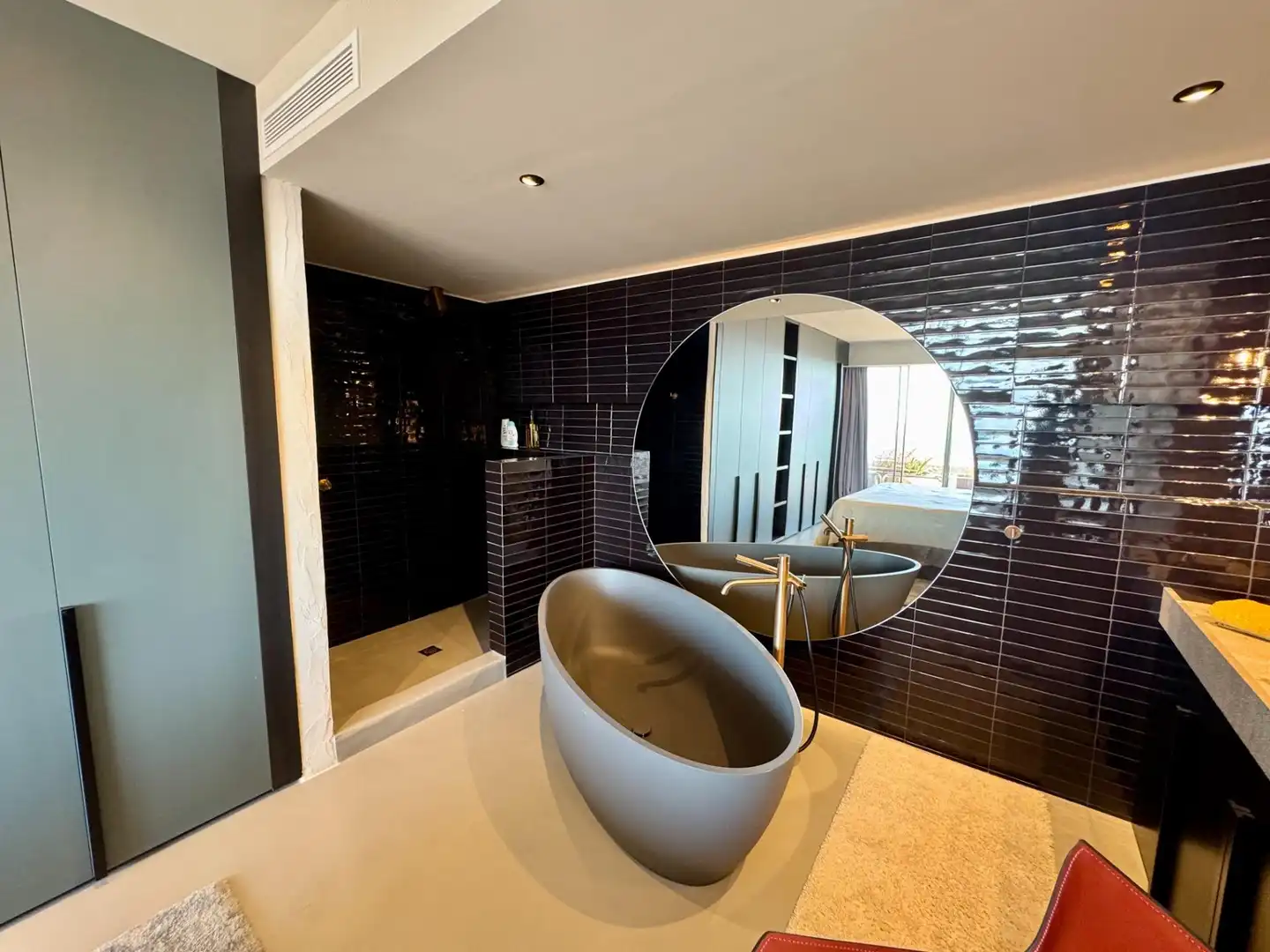 Bathroom of Flat for sale in  Palma de Mallorca  with Air Conditioner, Heating and Terrace