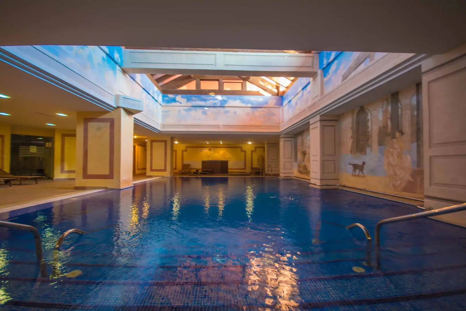 Piscina de Planta baixa en venda en Estepona amb Aire condicionat, Terrassa i Piscina