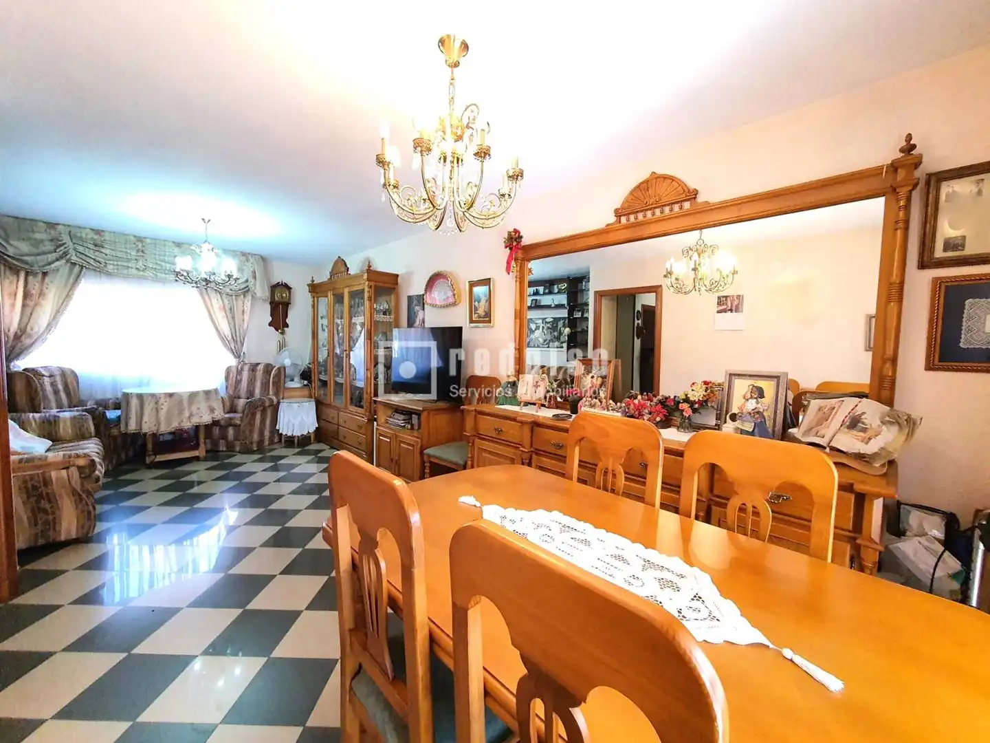 Villa con giardino in vendita a Sector 3, imagen 3
