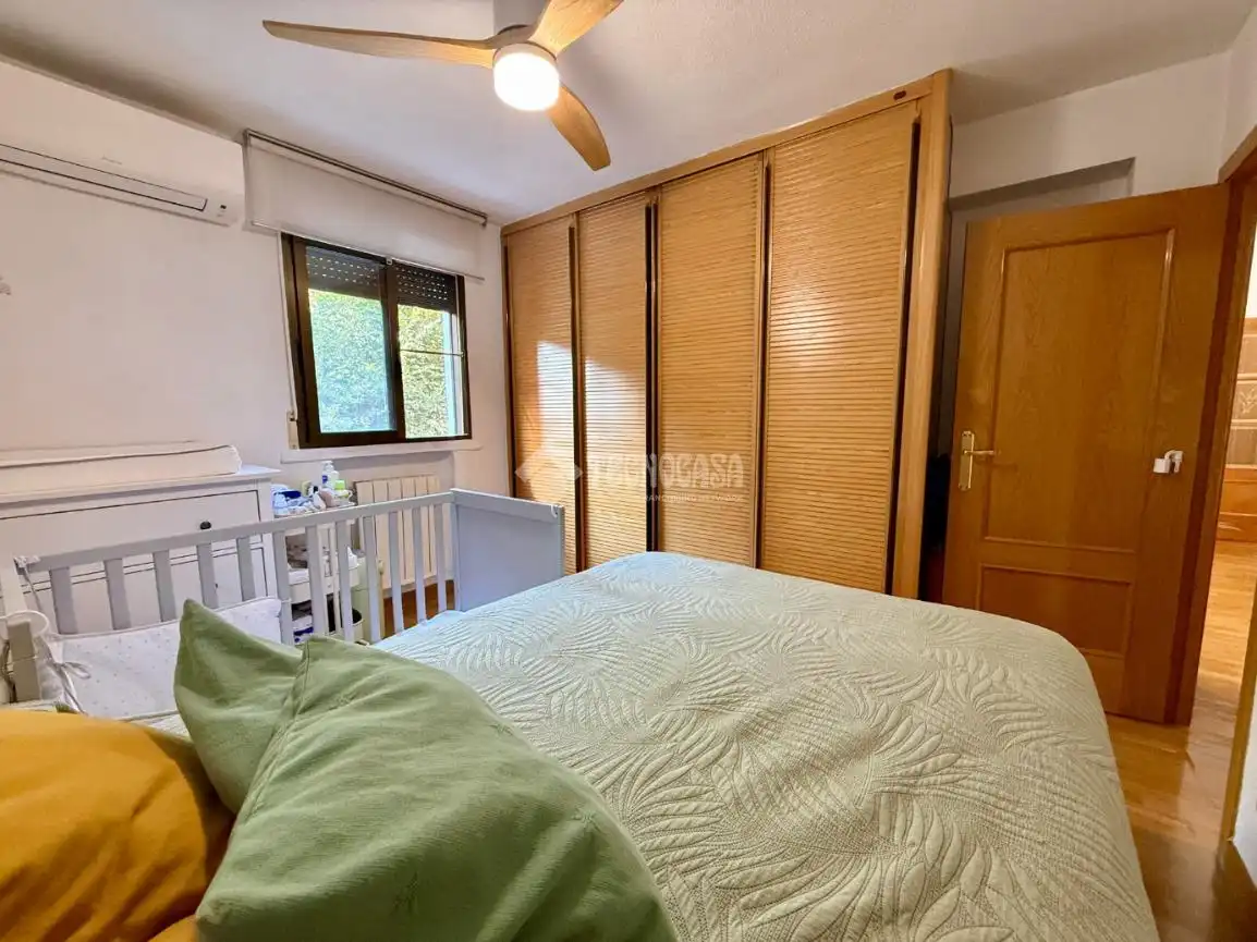 Schlafzimmer von Wohnung zum Verkauf in Madrid mit Klimaanlage, Heizung und Parkett