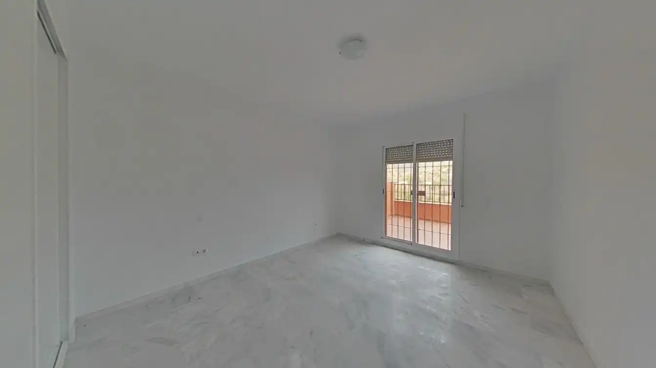 Bedroom of Flat for sale in Marbella  with Storage room and Swimming Pool