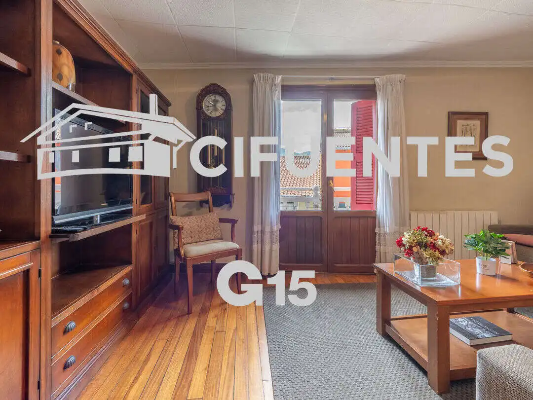 Living room of Flat for sale in Usurbil  with Heating and Furnished