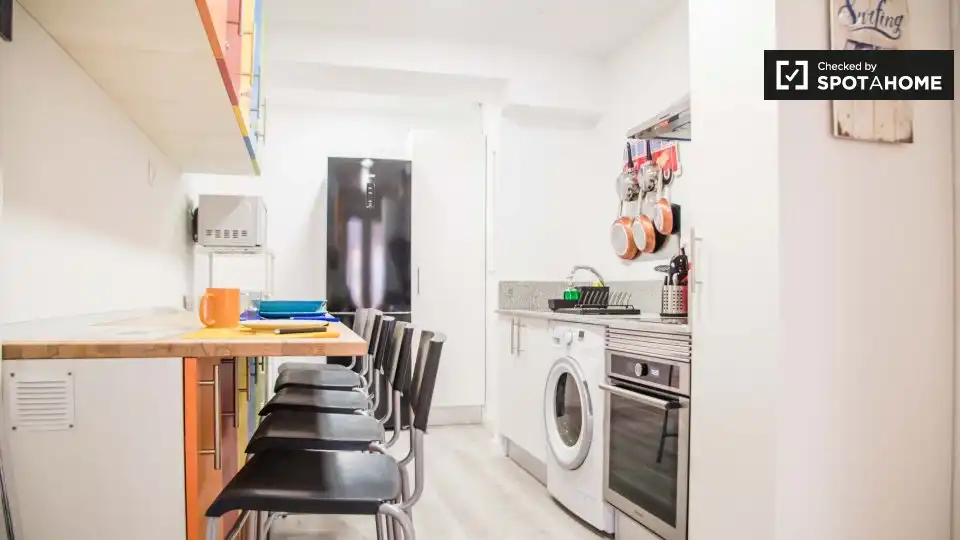 Küche von Wohnung zur Miete in Burjassot mit Klimaanlage, Heizung und Möbliert
