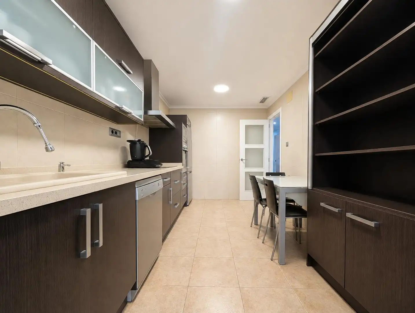 Küche von Wohnung zum Verkauf in Elche / Elx mit Klimaanlage, Terrasse und Balkon