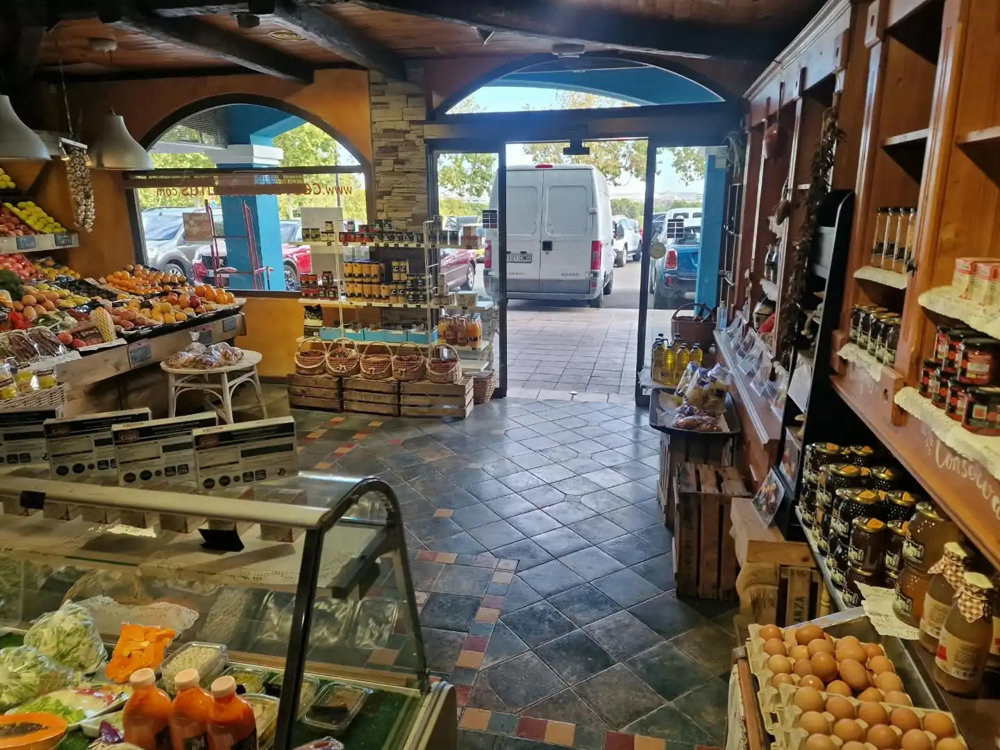 Local comercial en venda a Montecanal - Valdespartera - Arcosur