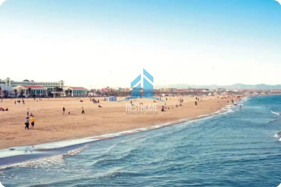 Exterior view of Houses for sale in Valencia  with Air Conditioner, Terrace and Furnished