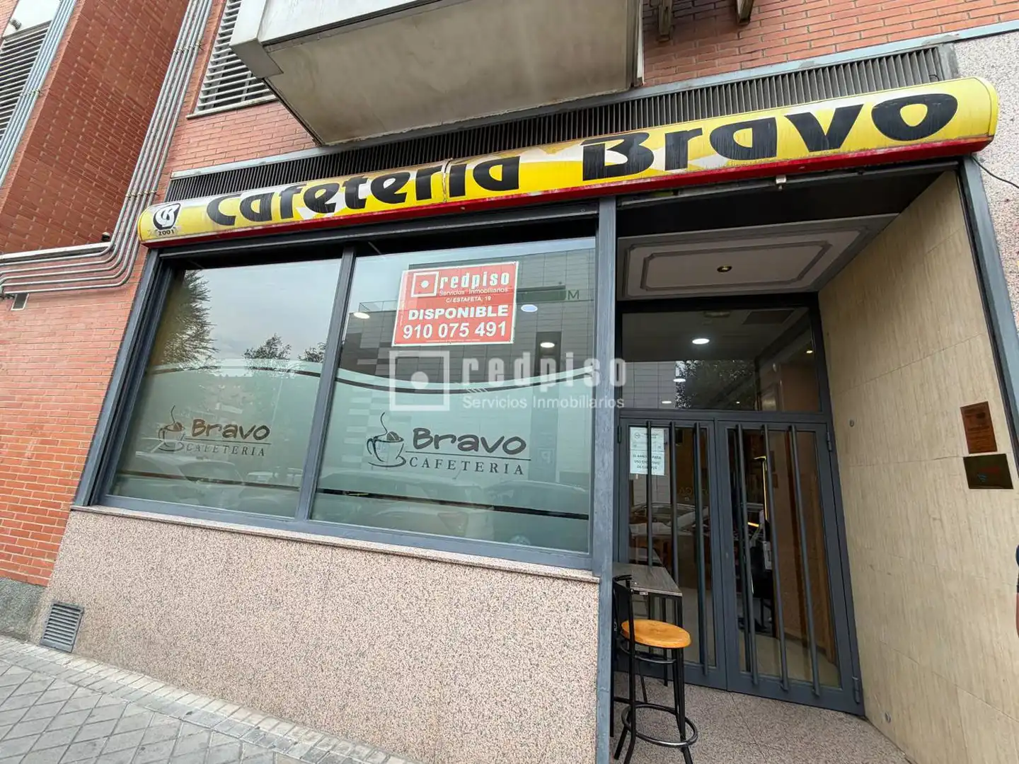 Local comercial en venda a Popular Madrileña