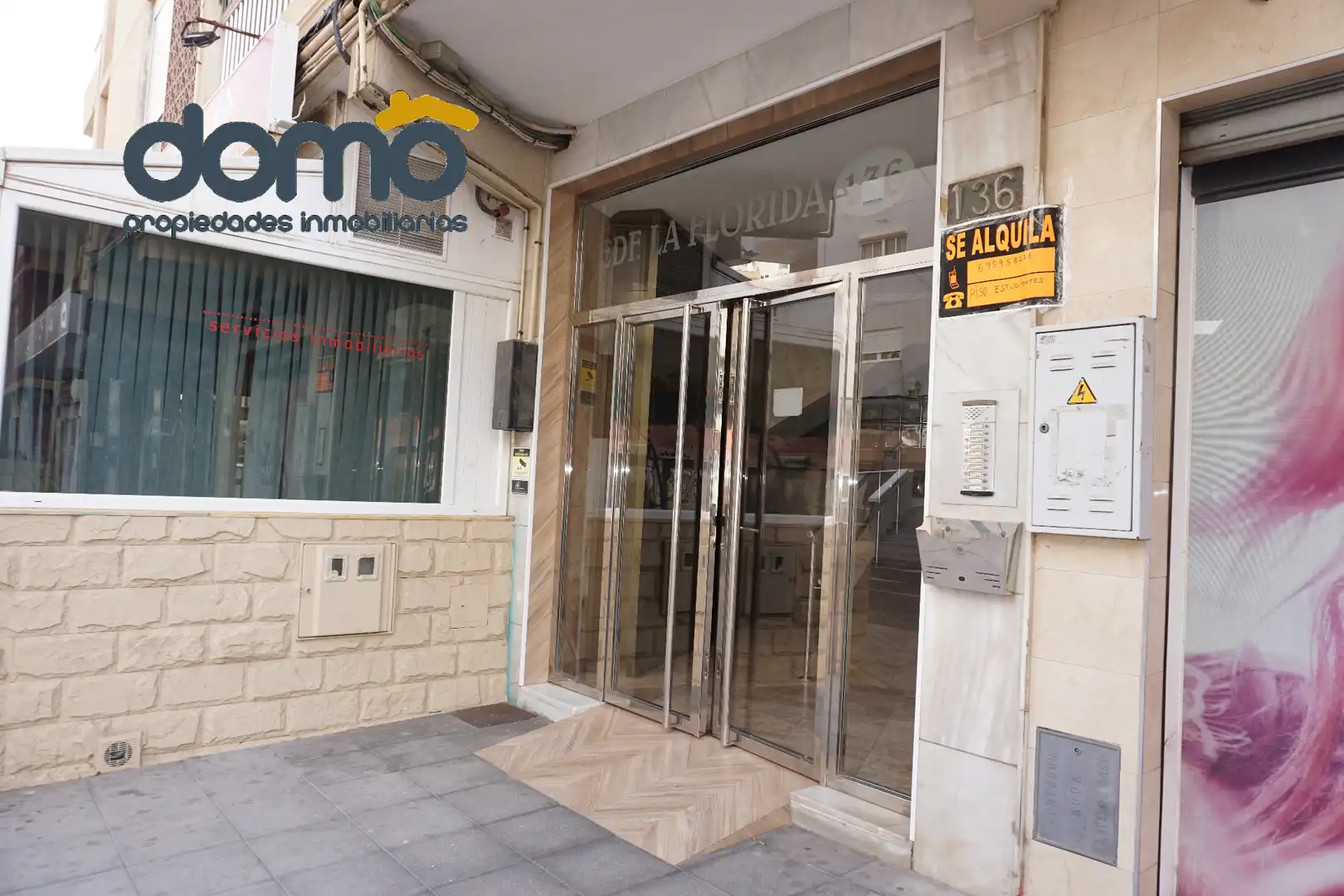 Piso en venta en Almería con Amueblado y Balcón