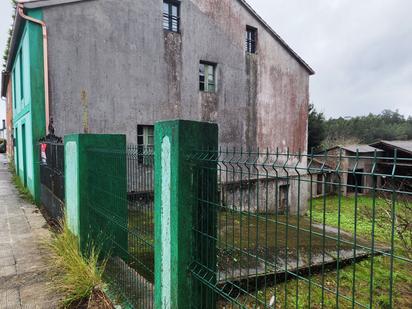 Vista exterior de Casa o xalet en venda en Santiago de Compostela 