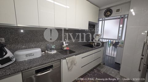 Foto 3 de Piso en venta en Avinguda del Doctor Fleming, Joc de la Bola - Camps d'Esports, Lleida Capital