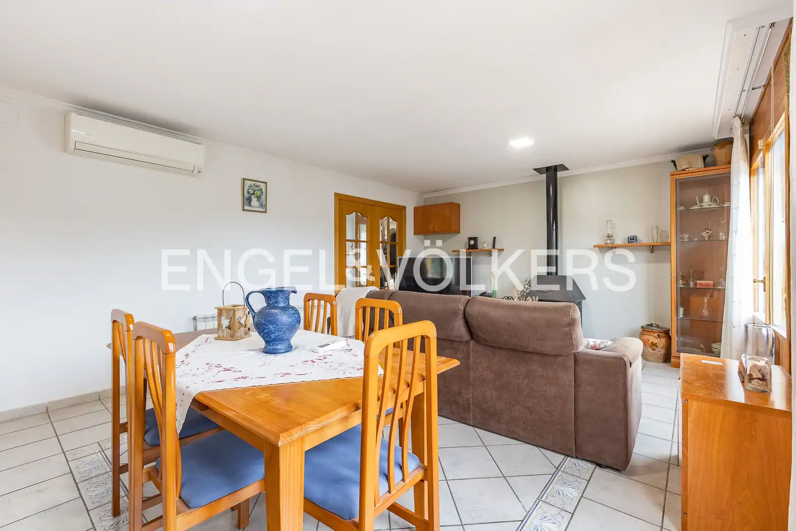 Sala de estar de Casa o chalet en venta en El Pont de Vilomara i Rocafort con Calefacción y Jardín privado