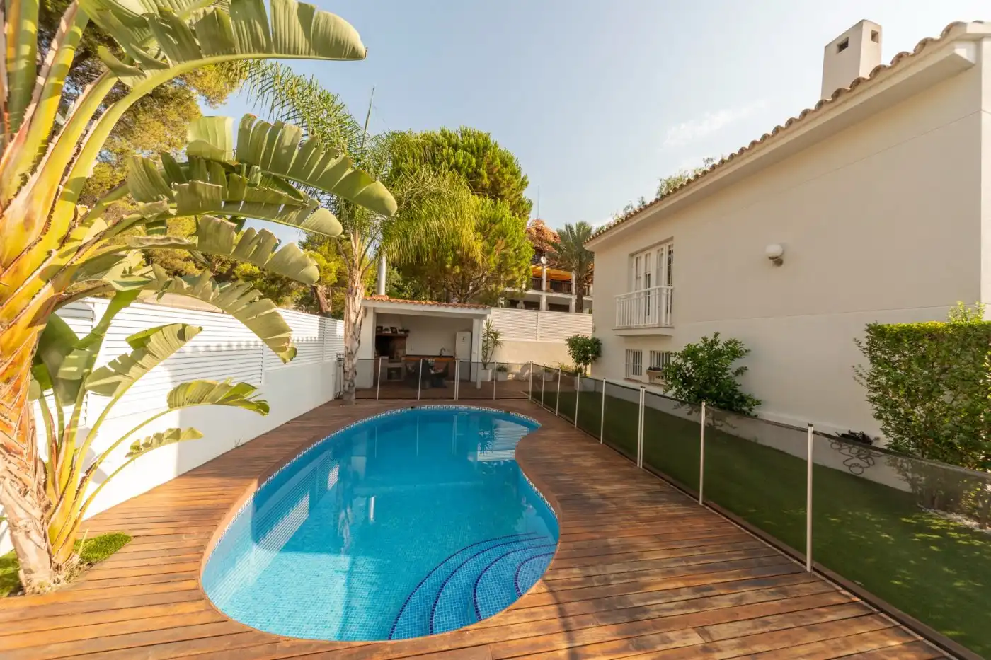 Piscina de Casa o chalet en venta en Montornés - Las Palmas - El Refugio