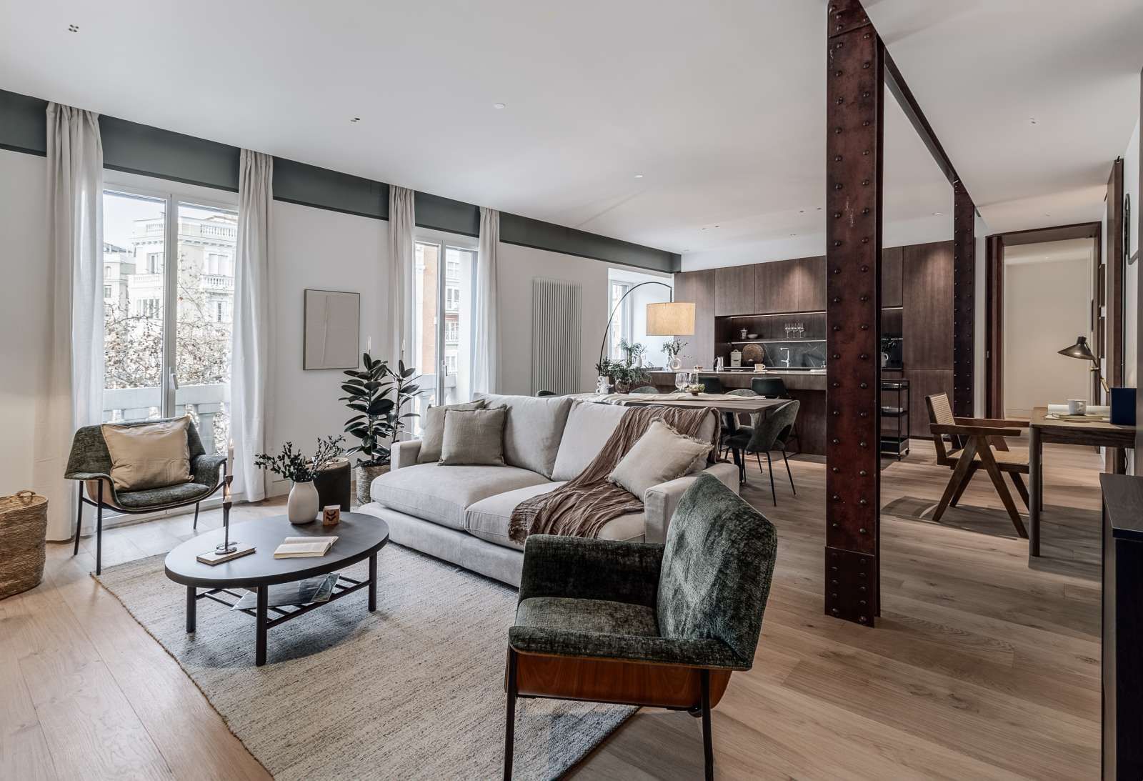 Sala de estar de Apartamento para compartir en  Madrid Capital con Aire acondicionado, Terraza y Amueblado