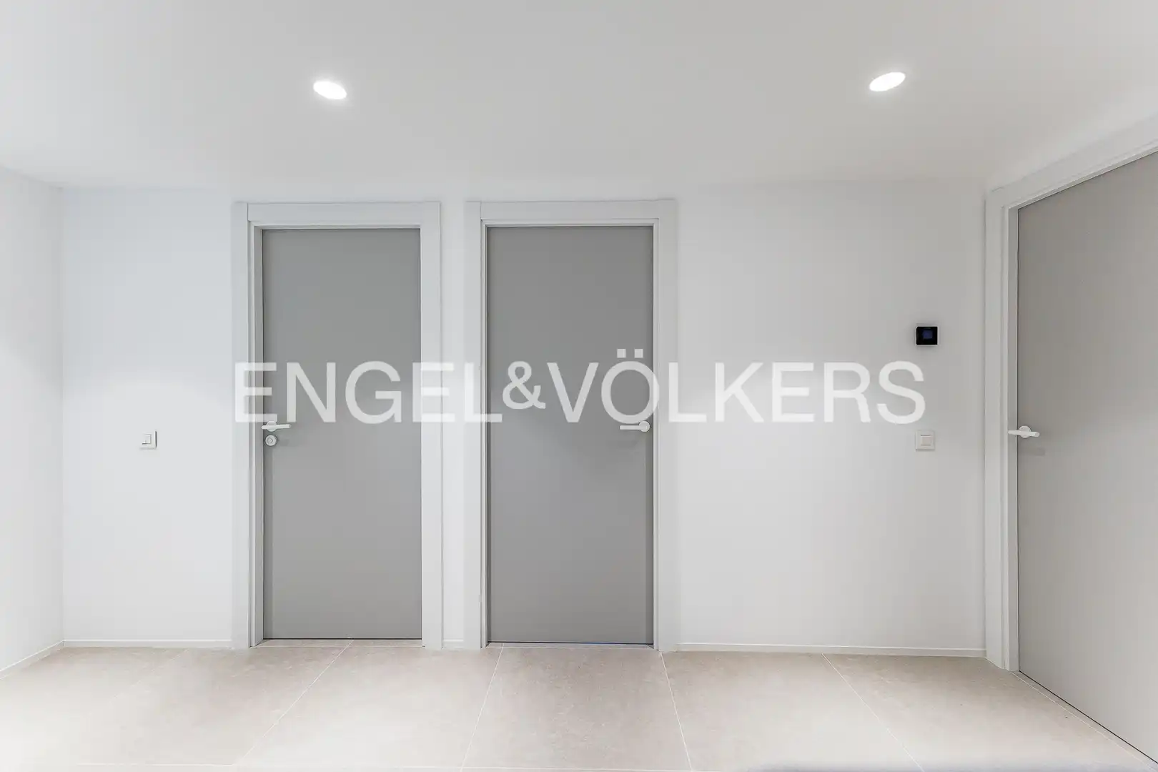 Wohnung zum Verkauf in L'Hospitalet de Llobregat mit Klimaanlage, Heizung und Terrasse