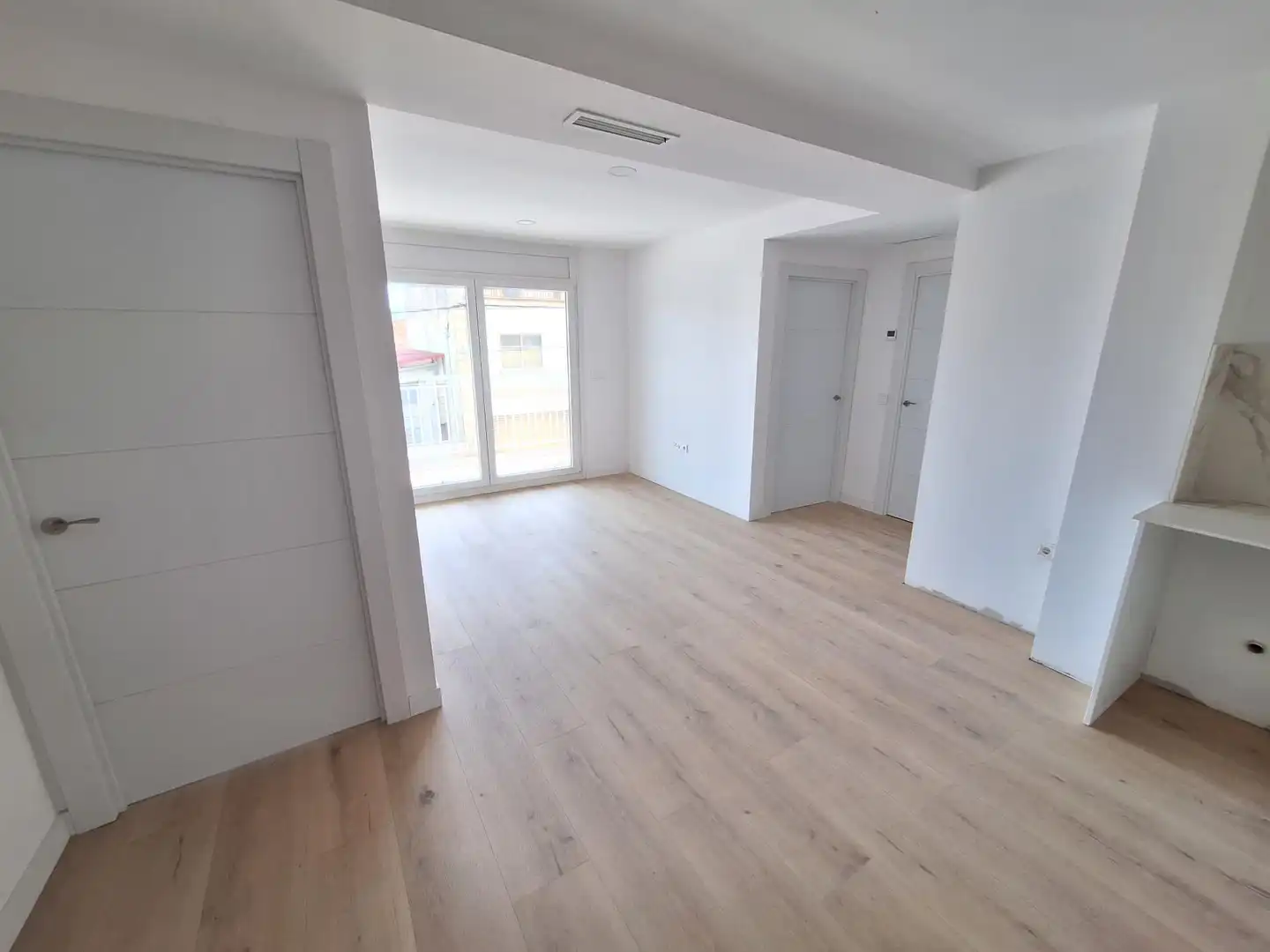 Piso en venta en Sant Guim de Freixenet con Calefacción y Balcón