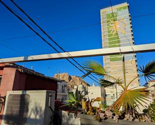 Vista exterior de Àtic en venda en Alicante / Alacant amb Aire condicionat