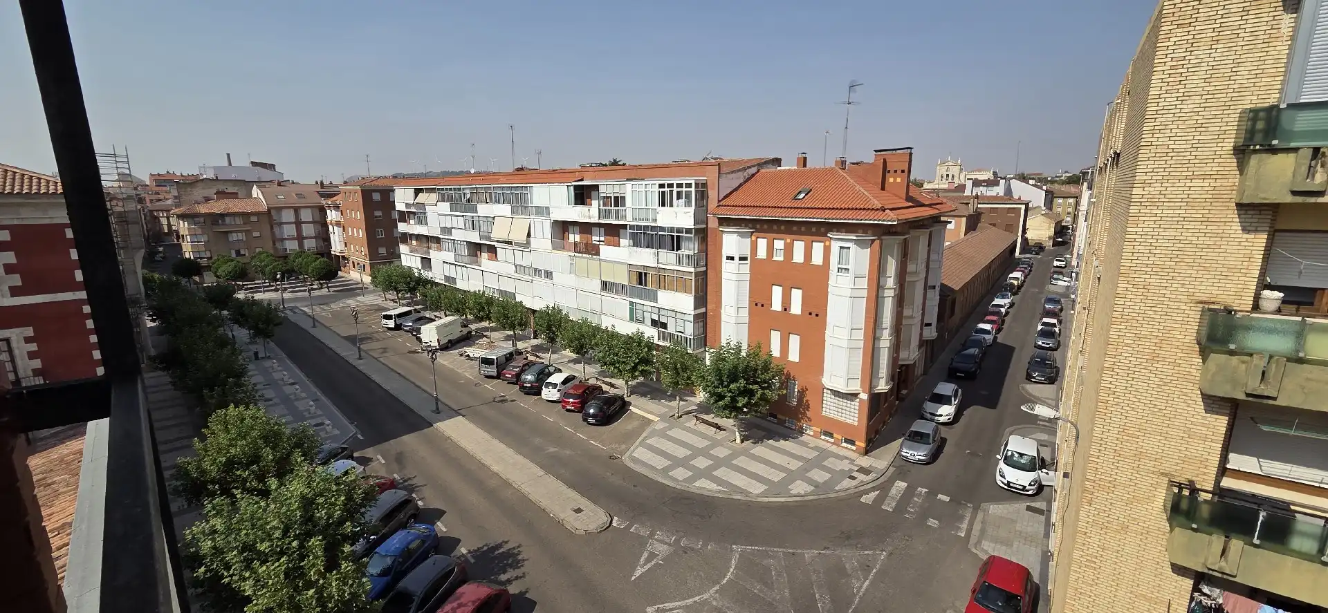 Vista exterior de Piso en venta en Palencia con Calefacción, Terraza y Amueblado