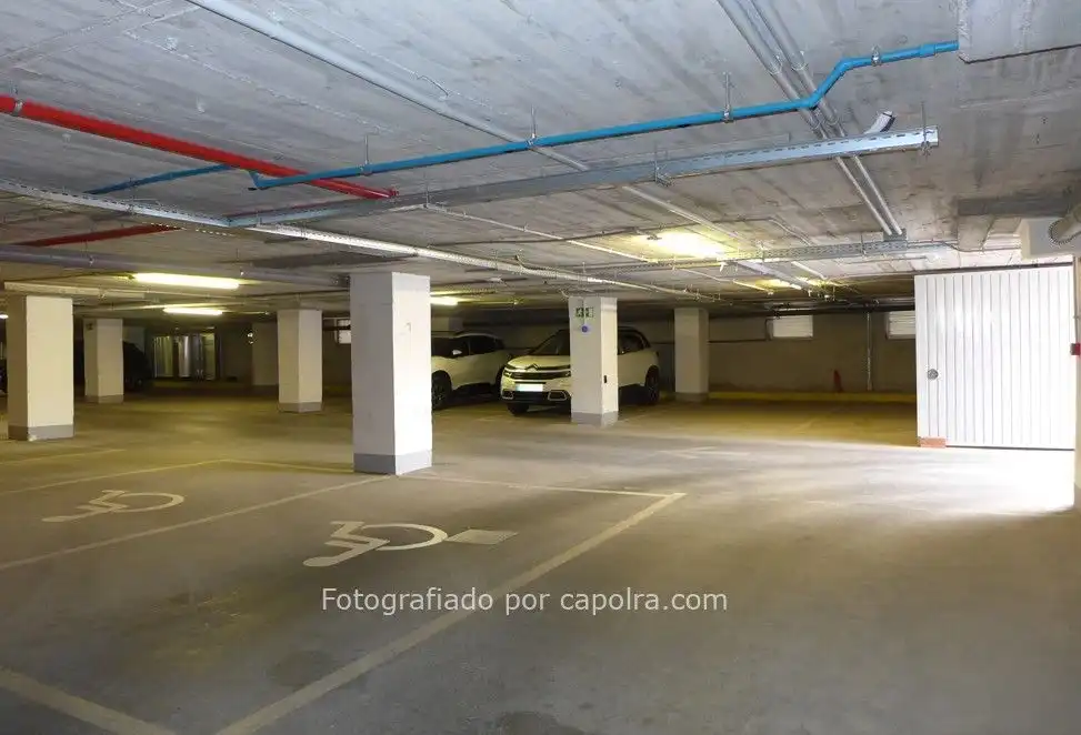 Parkplatz von Gebäude zur Miete in Sant Joan Despí