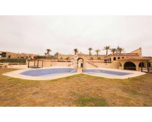 Jardí de Casa o xalet en venda en  Madrid Capital amb Jardí privat, Terrassa i Piscina