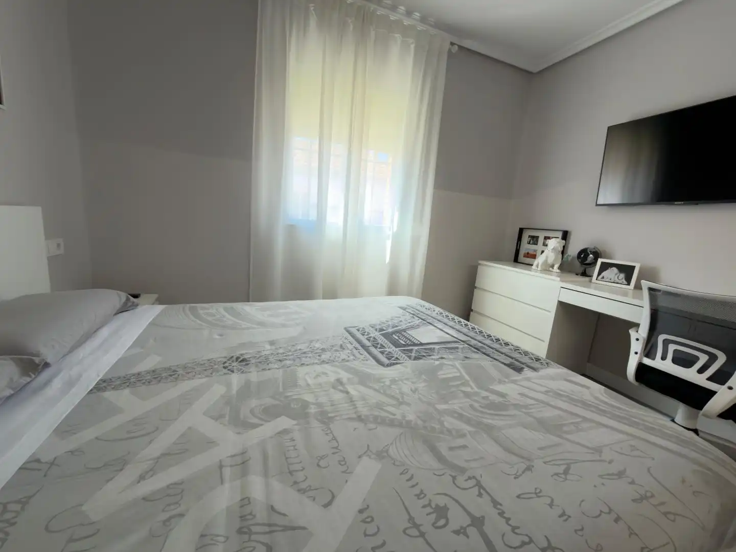Bedroom of Houses for rent in Palencia  with Heating, Terrace and Storage room