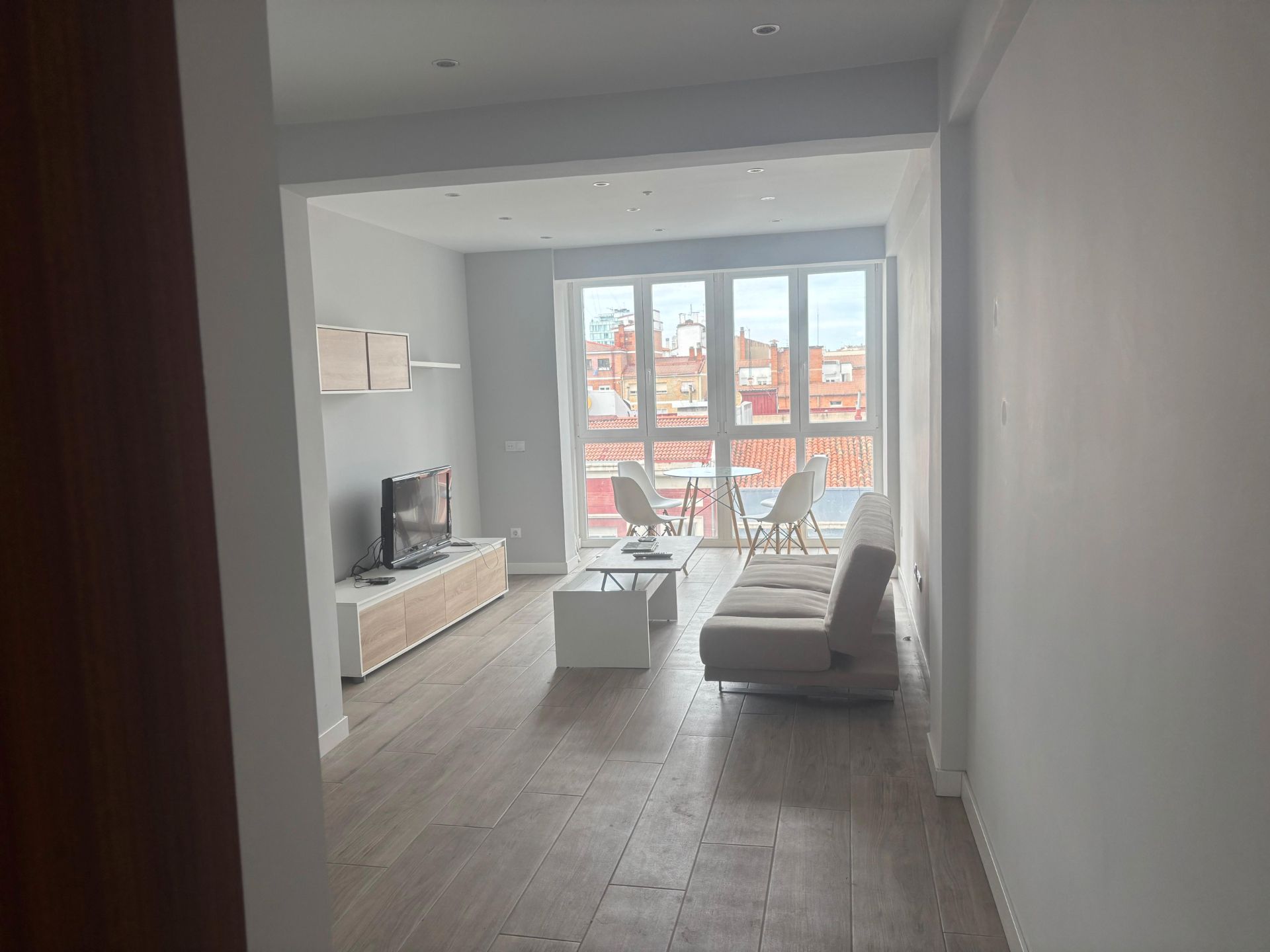 Wohnzimmer von Wohnung miete in Burgos Capital mit Heizung, Möbliert und Ofen
