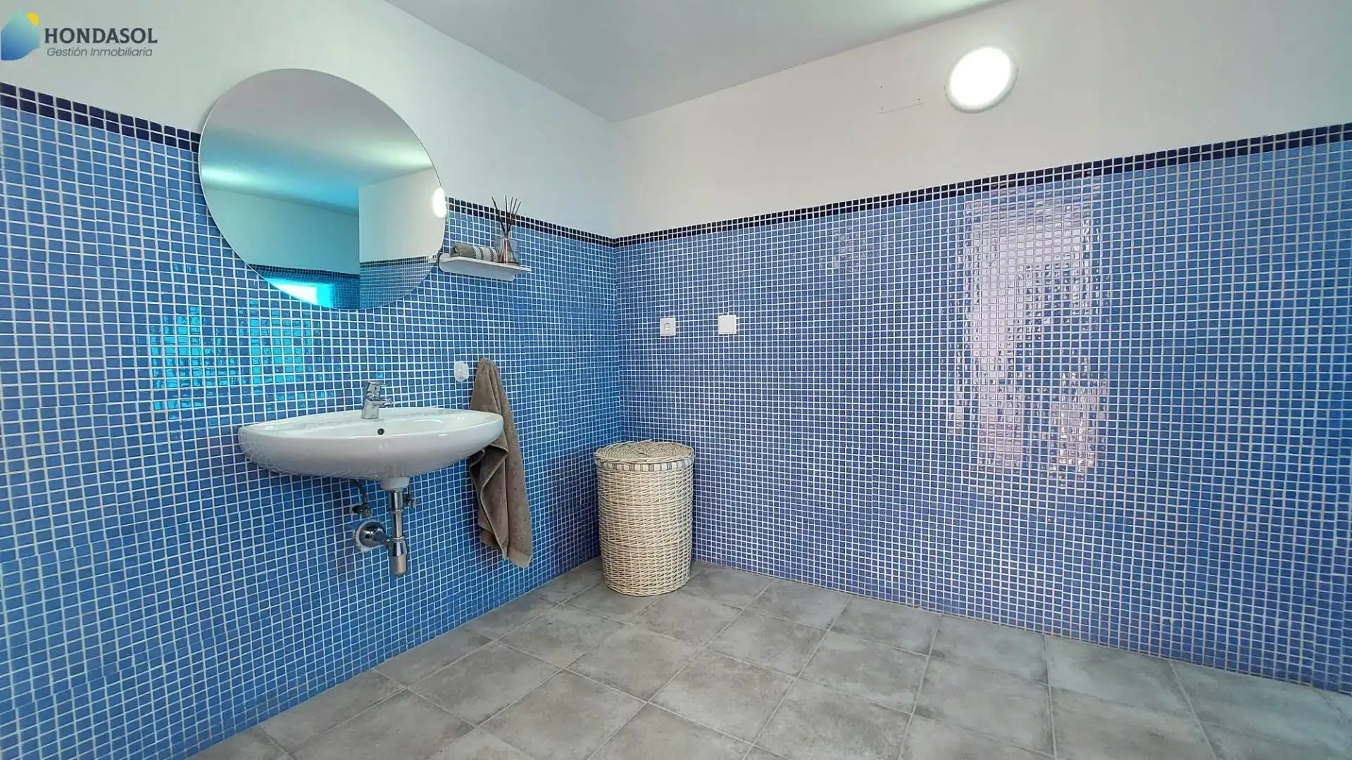 Bany de Casa o xalet en venda en Cartagena amb Aire condicionat, Jardí privat i Terrassa