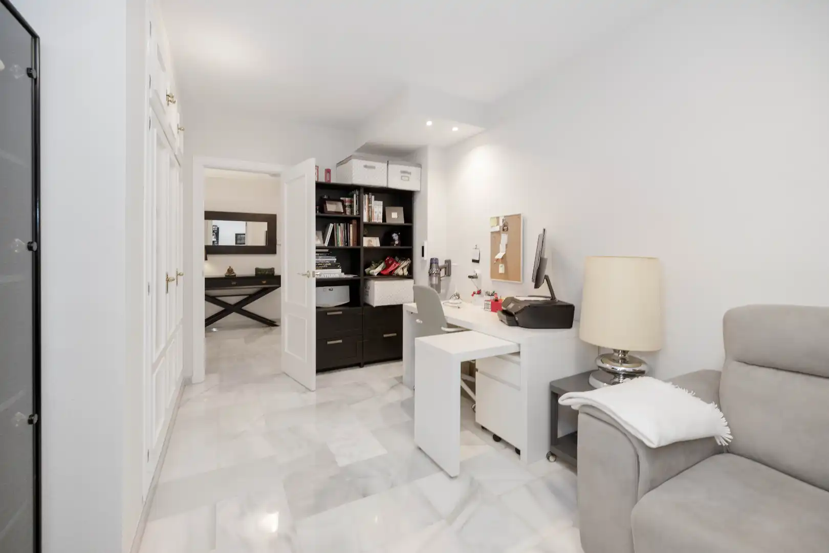 Schlafzimmer von Wohnung zum Verkauf in Málaga mit Klimaanlage, Privatgarten und Abstellraum
