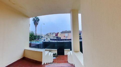 Foto 2 de Casa adosada en venta en Huétor Vega, Granada