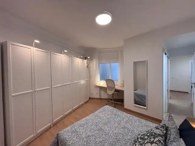 Piso en venta en Avenida Gran Via de les Corts Catalanes, Hostafrancs
