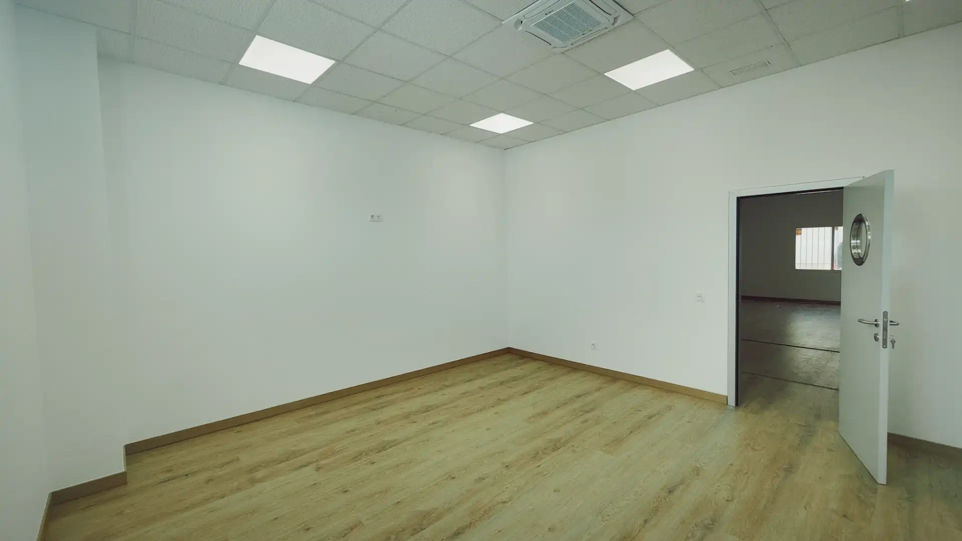 Büro zur Miete in Calle Monte Perdido 8, imagen 12