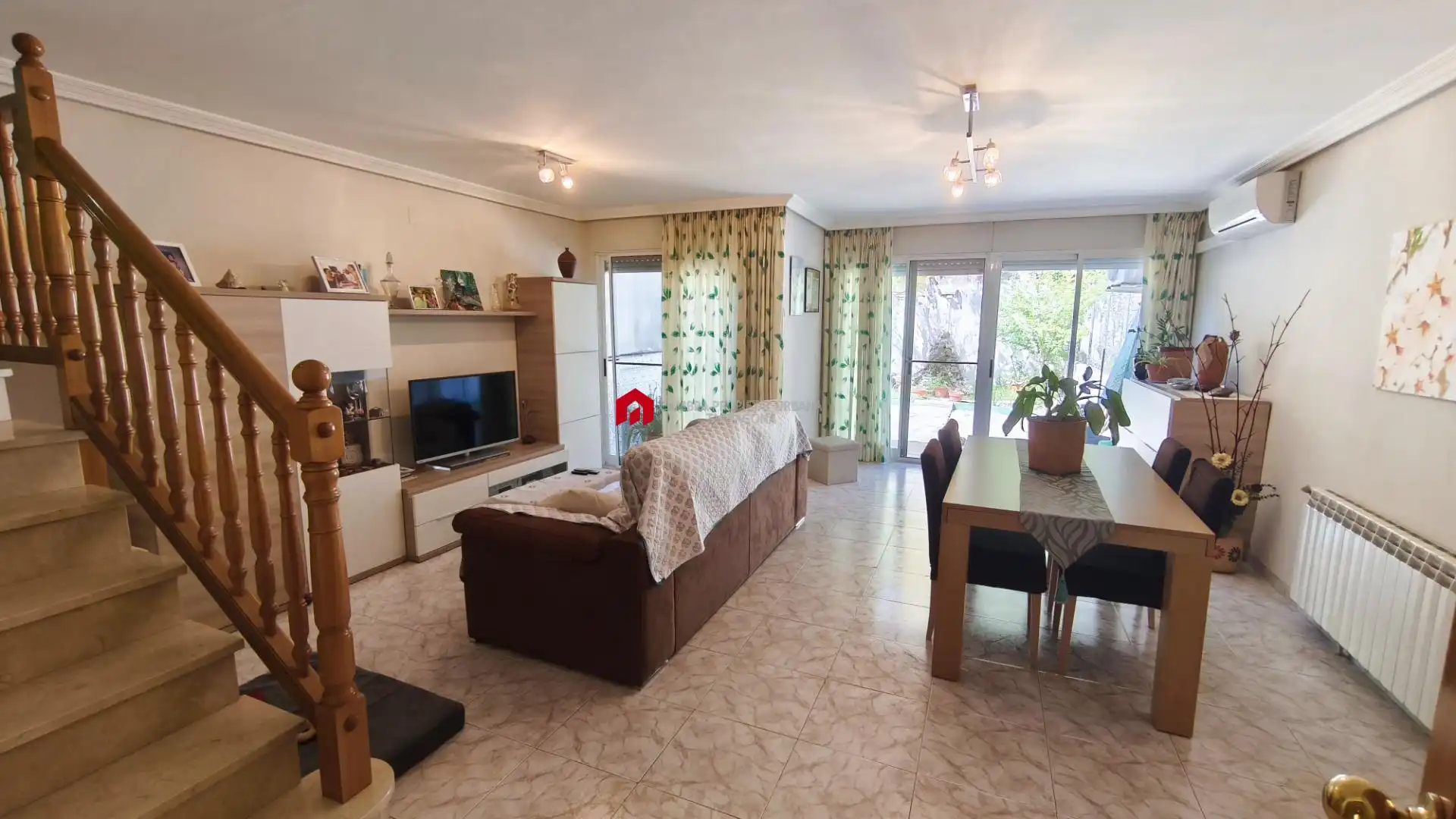 Living room of Single-family semi-detached for sale in Roquetes  with Air Conditioner, Heating and Private garden