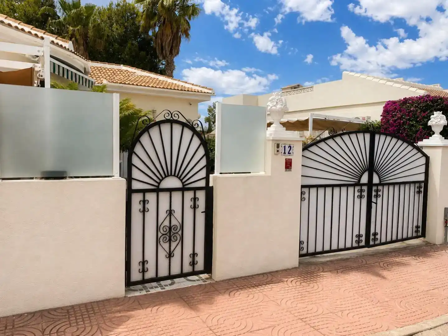 Vista exterior de Casa o chalet en venta en Benijófar con Aire acondicionado