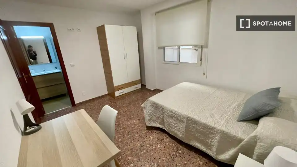 Habitació a Centre - Zona Alta