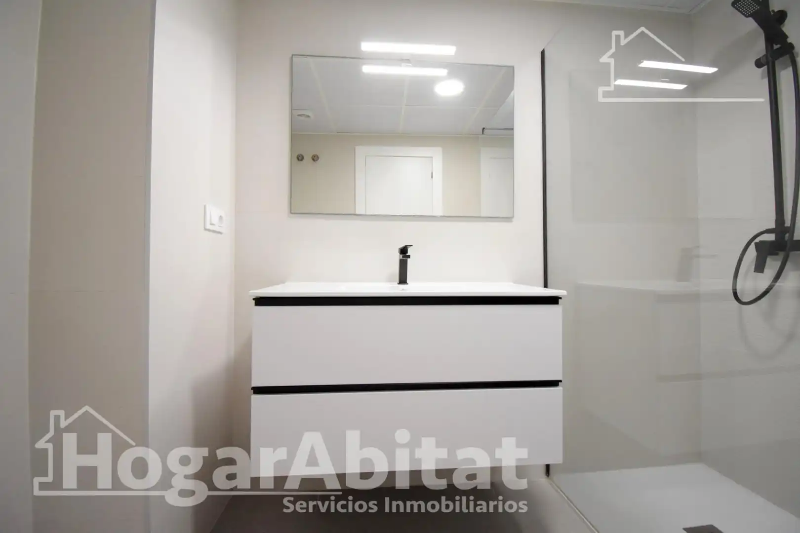 Badezimmer von Dachboden zum Verkauf in Dénia mit Terrasse, Alarm und Gemeinschaftspool