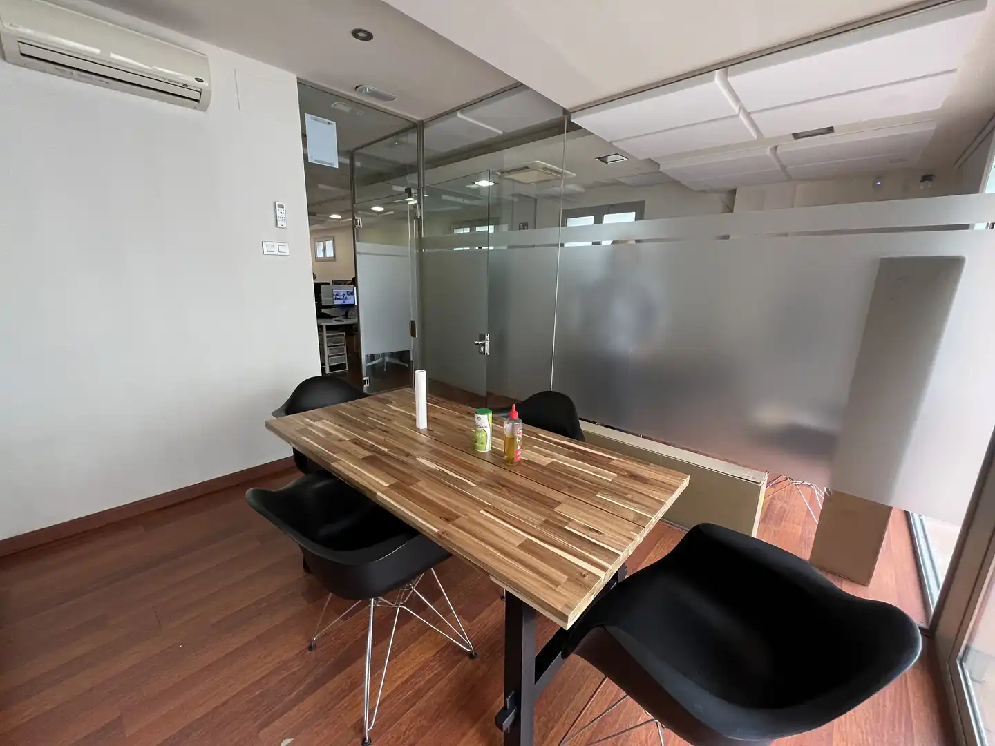 Office space to rent in Nucli Urbà, imagen 8