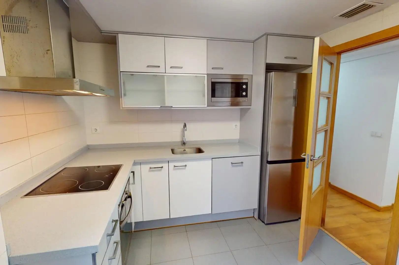 Küche von Wohnung zum Verkauf in Valencia mit Klimaanlage, Parkett und Gemeinschaftspool