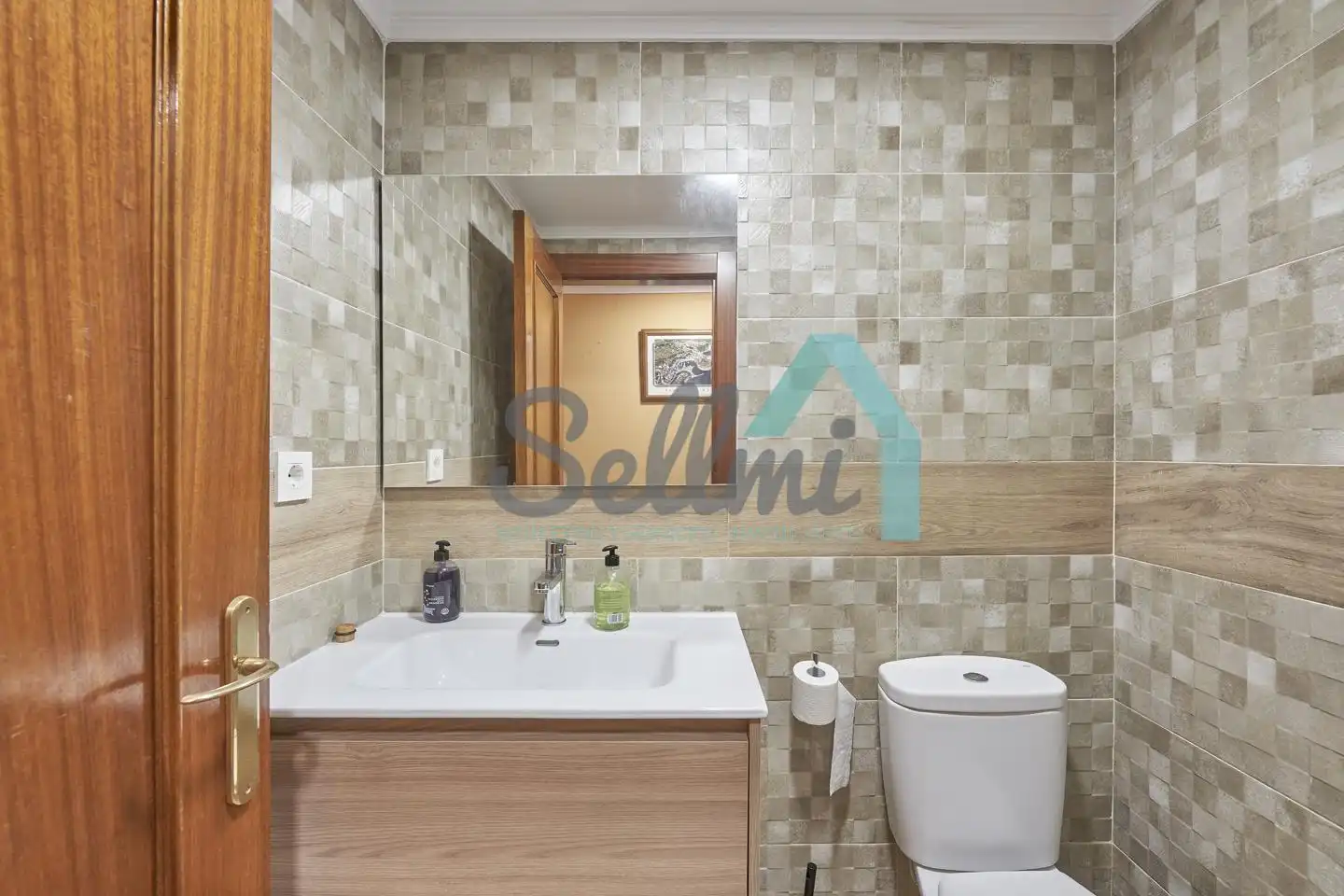 Bathroom of Houses for sale in Ribera de Arriba  with Heating, Private garden and Terrace