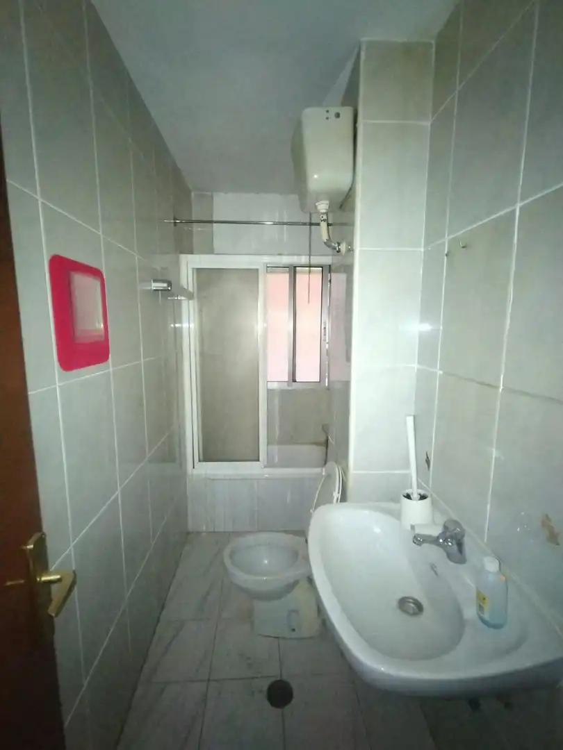 Baño de Piso en venta en Valladolid con Calefacción, Terraza y Balcón