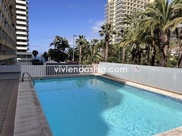 Pis amb piscina en venda a Avenida Aguilar y Quesada 4A